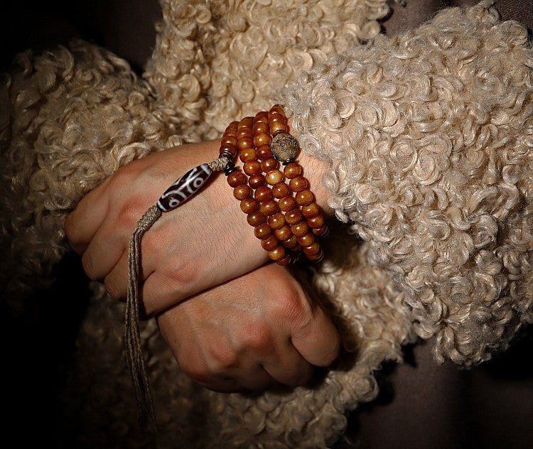 Vintage Spirit Bone・Tibetan Yak Bone 108 Prayer Beads | Dzi Bead Blessed Tibetan Buddha Beads Bracelet