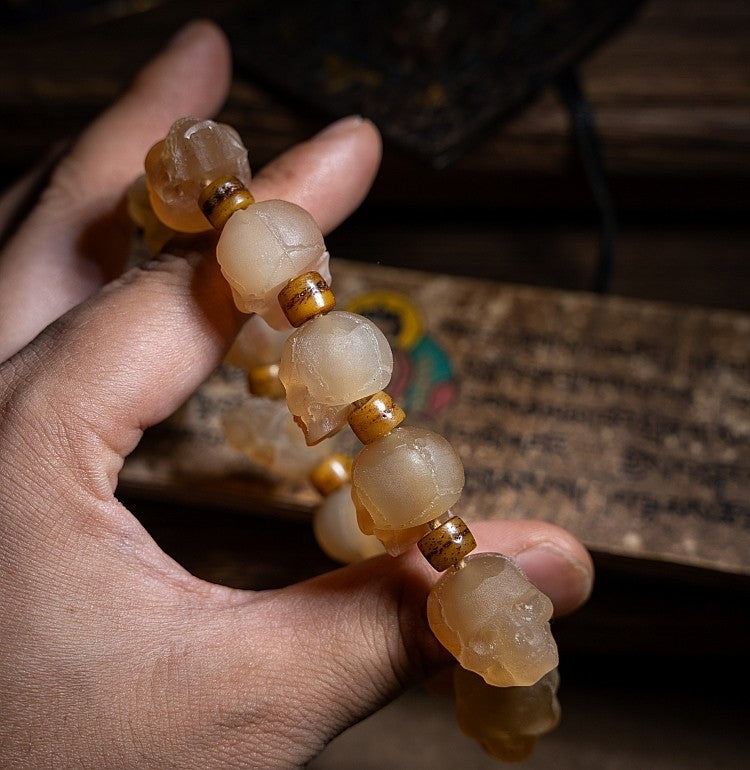 Chitipati · Natural Goat Horn Tibetan Handheld Bracelet