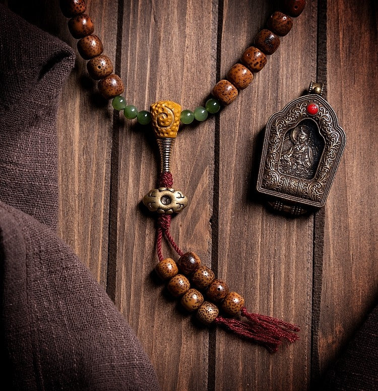 Patinated Moon & Star Bodhi Vintage Tibetan Mala