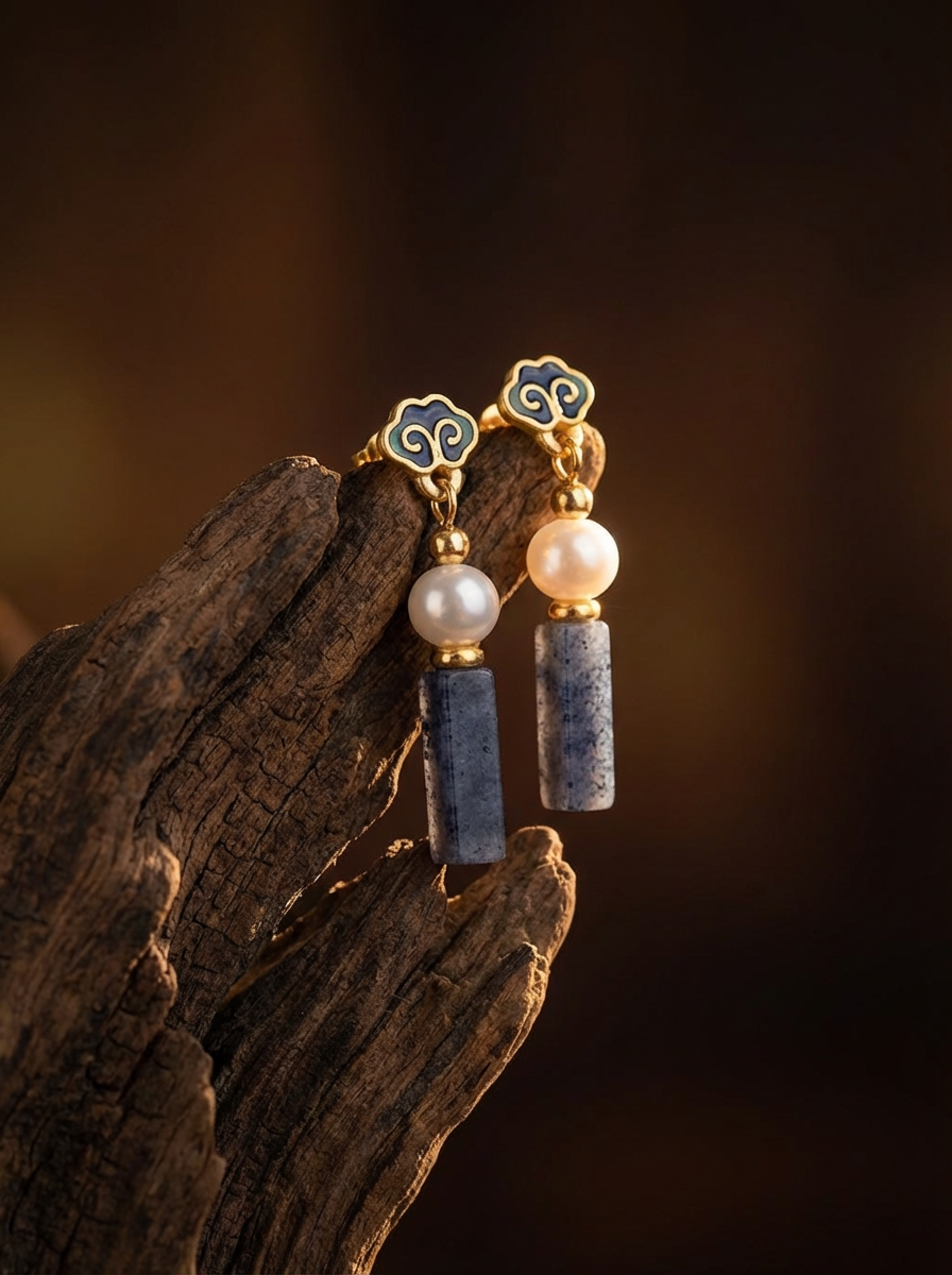 「Heaven and Earth Round and Square」 Chinese Style Reproduction Cloud Pattern Earrings