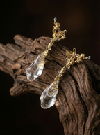 「Vintage Classic」Designer-Style Raindrop White Crystal Earrings