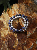 Bracelet en perles grises et sodalite « Serene Blue Soft Grey »