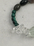 „Verdant Boundary“ Armband aus grünem Kristall und Achat