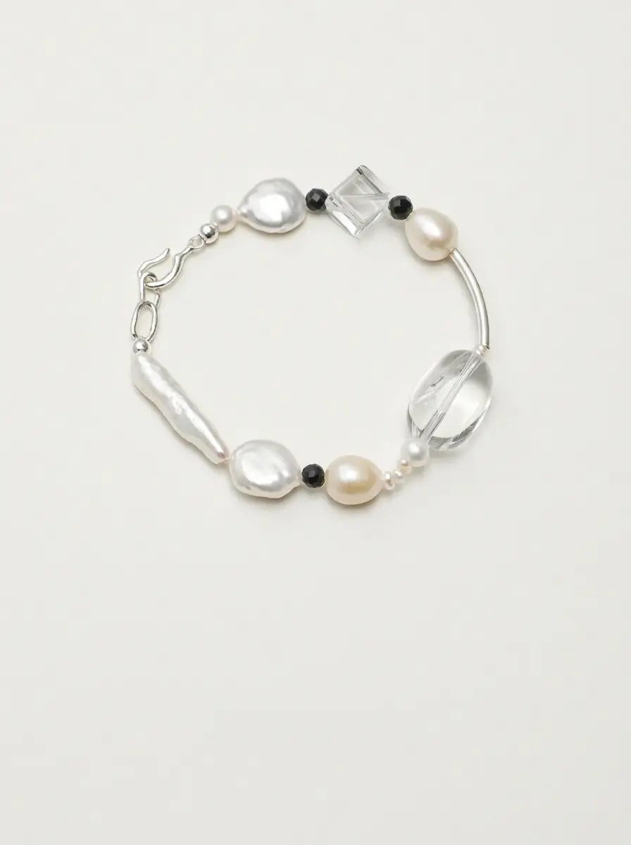 「Pure Snow Heart」 Pearl, Clear Crystal & Black Tourmaline Bracelet