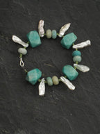 「Verdant Cloud Stream」 Amazonite & Baroque Pearl Bracelet