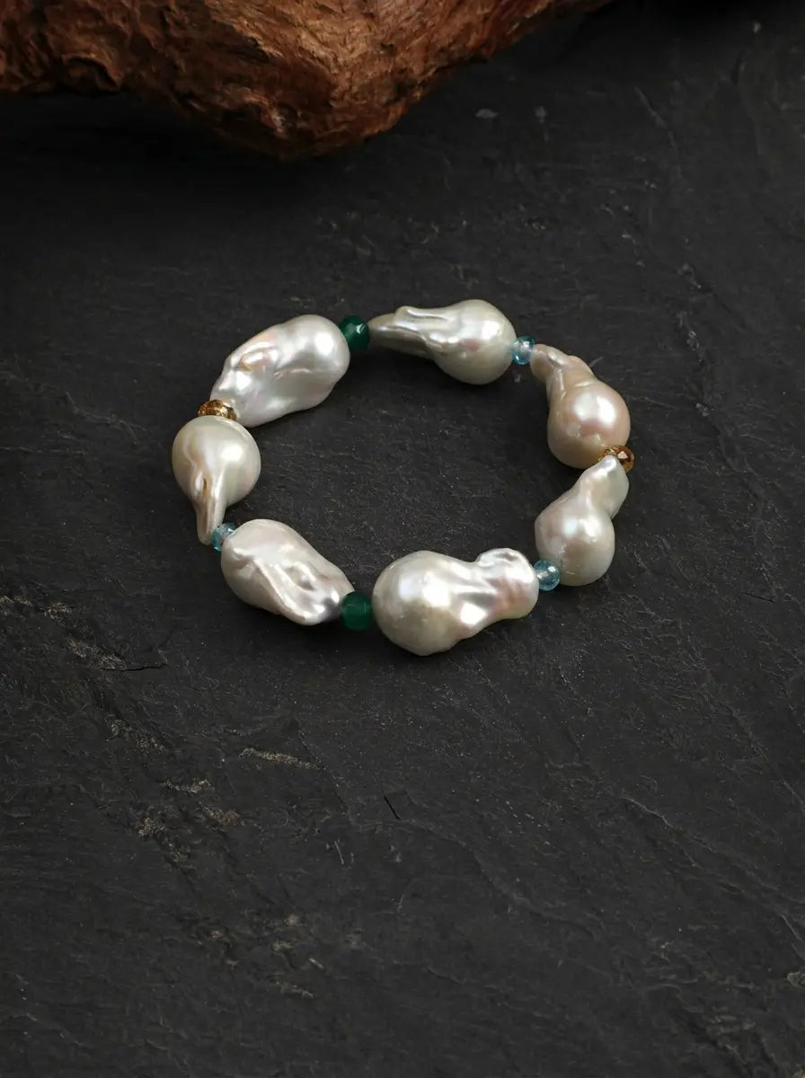 「Pearl Rhythm & Sacred Radiance」 Multi-Gem Crystal & Pearl Bracelet