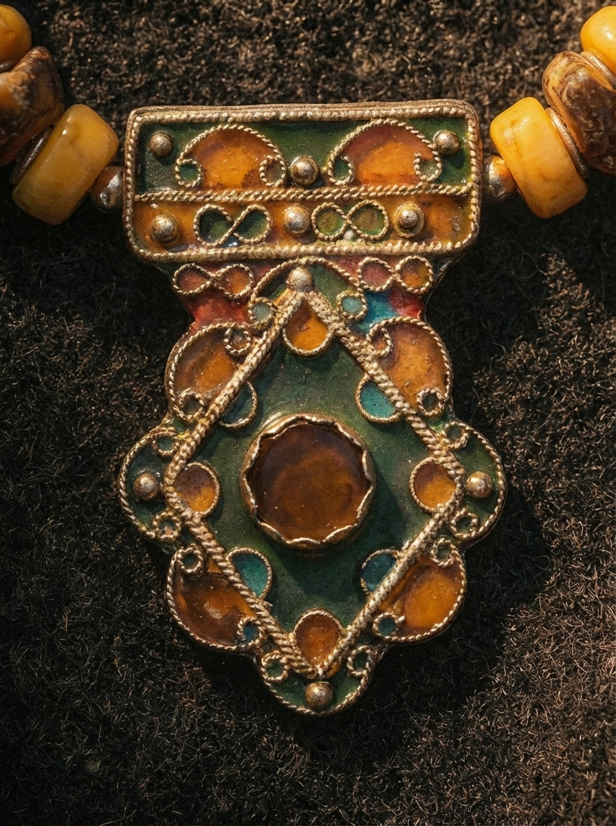 Bugdeite·Tibetan Sacred Fire Necklace