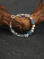 「Ice Isle Crystal Ripple」 Bracelet